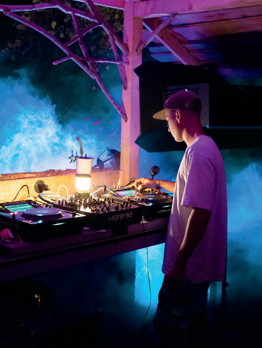 DJ am Pult